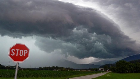 Pripravite se: nad Slovenijo bodo nastale nevihte