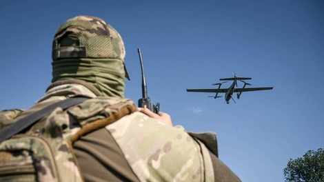 brezpilotno letalo, dron